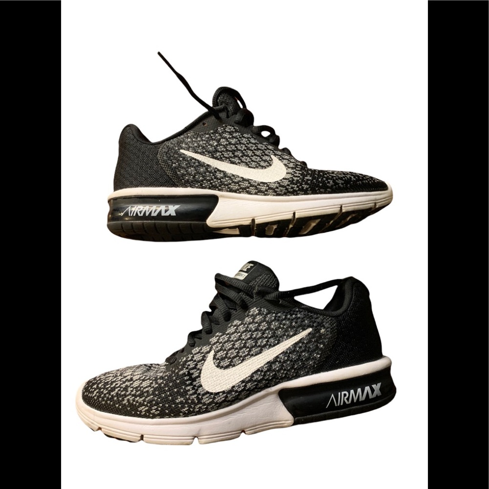 Nike Air Max Sequent 2 Size 7.5